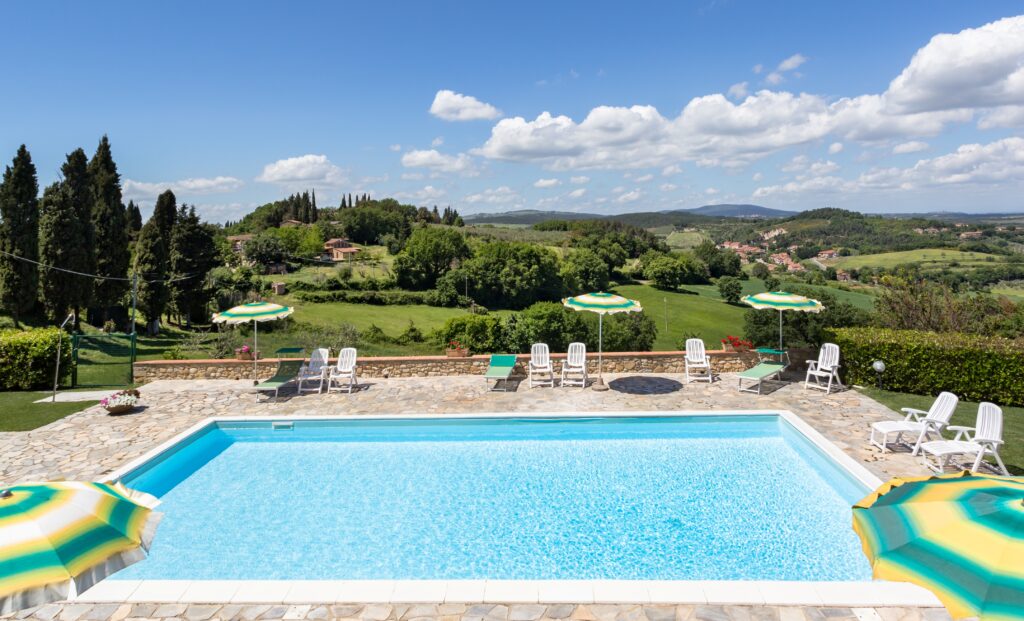 casa.-podere-monti-piscina2